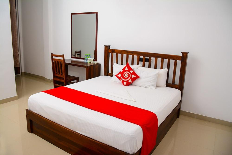 Bedroom 2, Sea View Tourist Inn, Tangalle