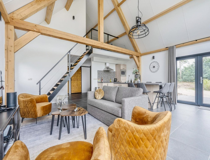 Living room 2, Modern Lodge Stay With Pond View, Baarle-Nassau