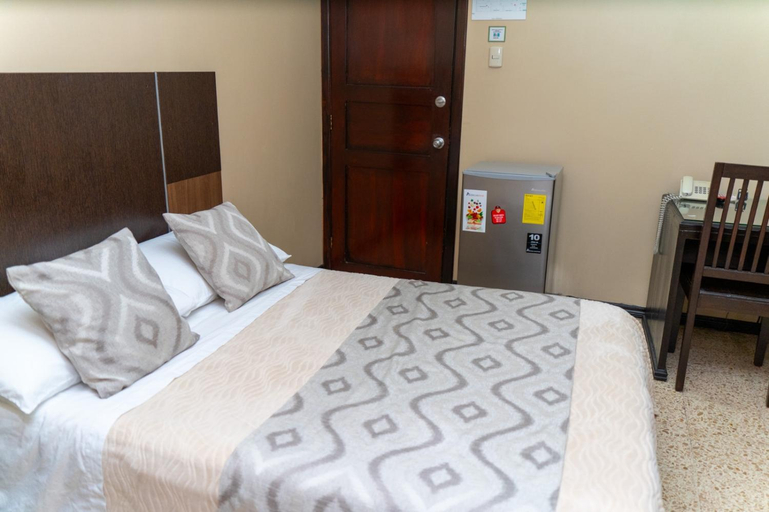 Bedroom 2, Urdesa Suites Hotel, Guayaquil