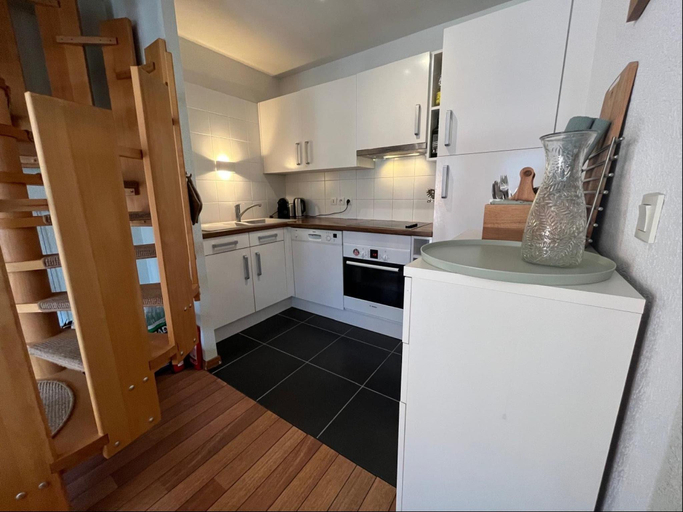 5, Spacious apartment with balcony in the French Alps, Haute-Savoie