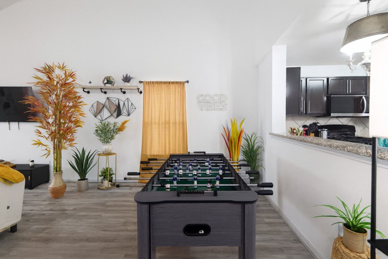 Room 4, Kitchen Foosball Fenced Yard Parking, Hays