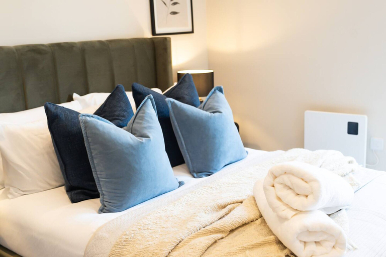 Room 3, Cardiff Bay Free Parking Wifi Great Loc, Cardiff