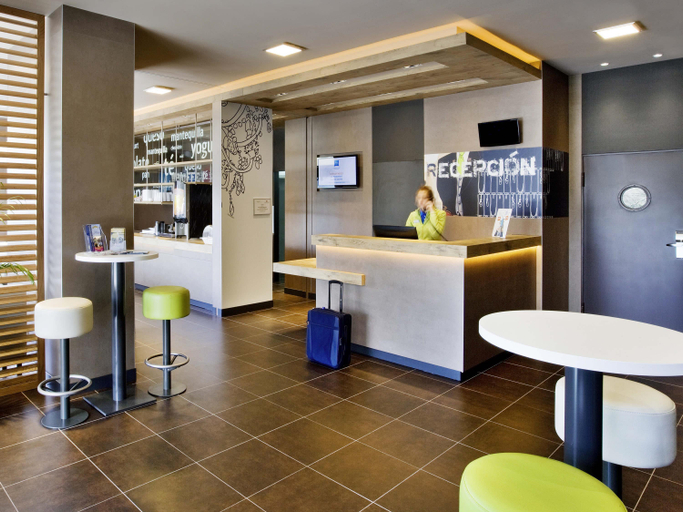 Exterior & Views 2, ibis budget Madrid Getafe, Madrid