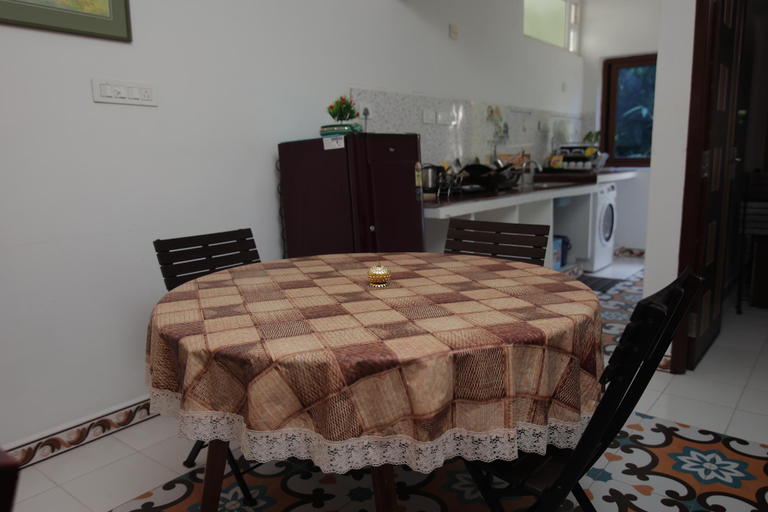 Bedroom 2, Le Pondy Homestay, White Town, Puducherry