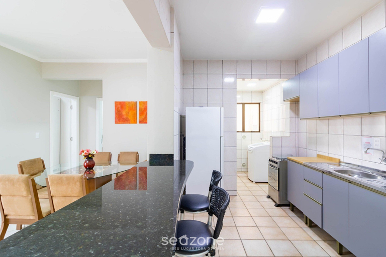 Private kitchen, Fully Equipped Apartments in Meia Praia, 150m From the sea - Eoos, Itapema