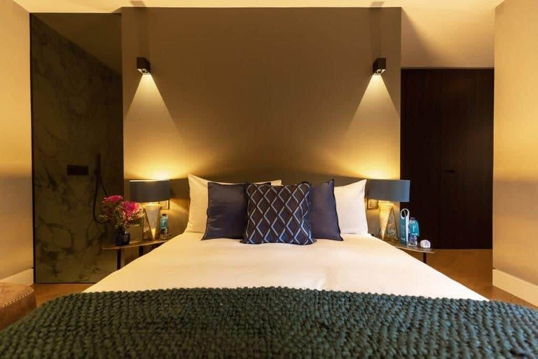 Room 2, Midnight at Bateman - Soho - by Frankie Says, London