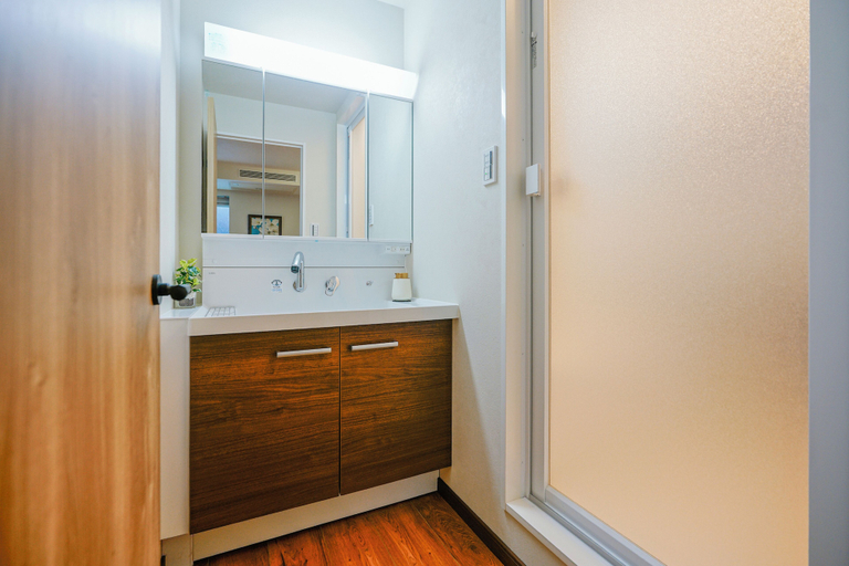 Bathroom amenities 5, NAKANO WORLD HOTEL, Nakano City