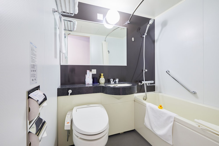 Bathroom 4, Hotel Wing International Kobe Shin-Nagata Ekimae, Kobe