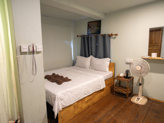 Bedroom 3, The Cliff Hostel, Sihanoukville
