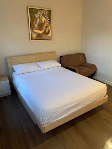 Bedroom 2, Dundas Apartments & Suites, Toronto