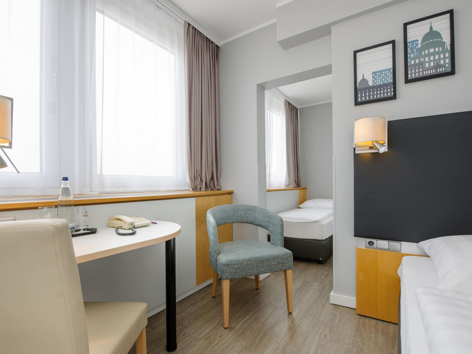Bedroom 2, Mercure Hotel Potsdam City, Potsdam