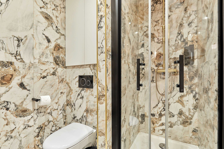 Bathroom 2, Superb AC- 1bdr Ave Montaigne - Arc de Triomphe by Studio Prestige, Paris