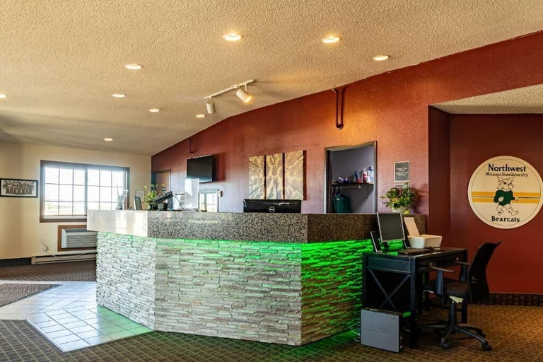 Public Area 2, Park Inn by Radisson Maryville, Nodaway