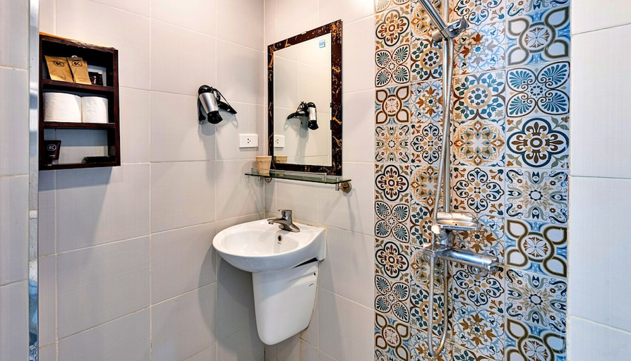 Bathroom 5, S79 Ami Hotel, Hoàn Kiếm