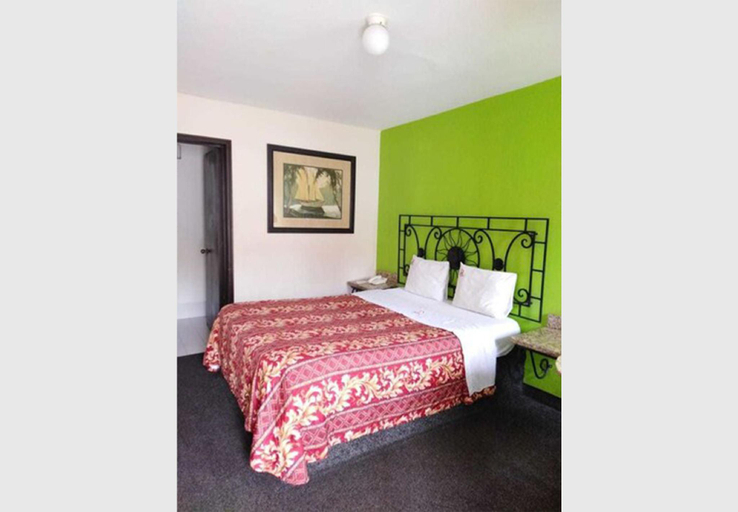 Bedroom, Hotel Descanso Inn, Tijuana