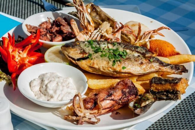 Food & Drinks, Villa Halima Georgios