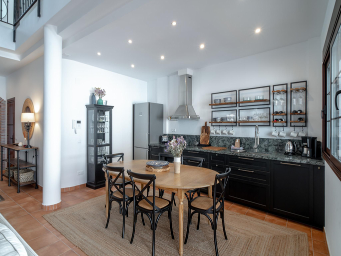 Food & Drinks, House in Nerja with Private Pool Sea Views, Málaga