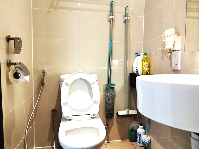 Bathroom 3, 100Mbps SweetStayCation AT PJCentrestage By HAPYHOME, Petaling Jaya