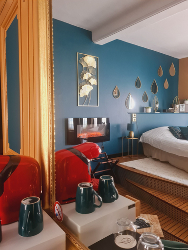 Bedroom 5, Châtellerie de Schoebeque, Nord