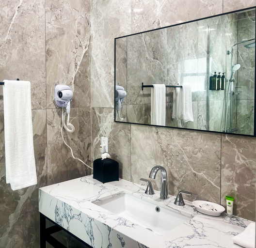 Bathroom 3, Turks and Caicos Airport Hotel