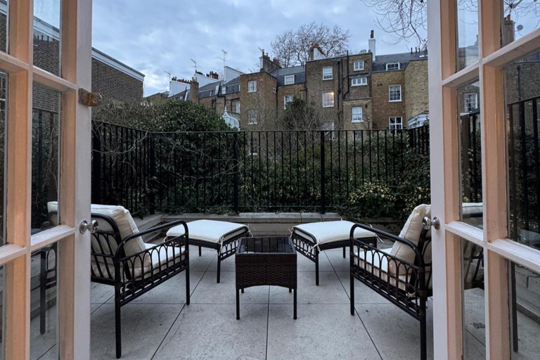 Terrace/patio 5, Central Apartment - Sleeps 2 & Private Patio, London