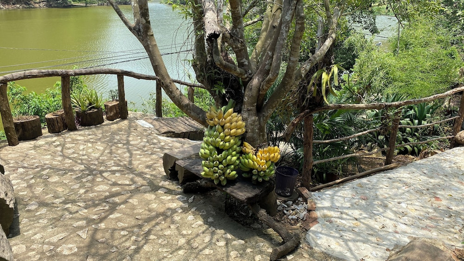Public Area 2, Ba Be Lakeside Bungalow, Ba Bể