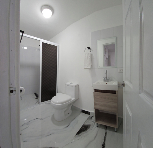 Bathroom, Book & Sleep 44, Isla Mujeres