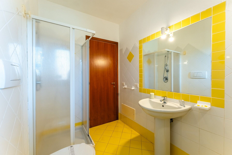Bathroom 5, Palau Green Village, Olbia-Tempio