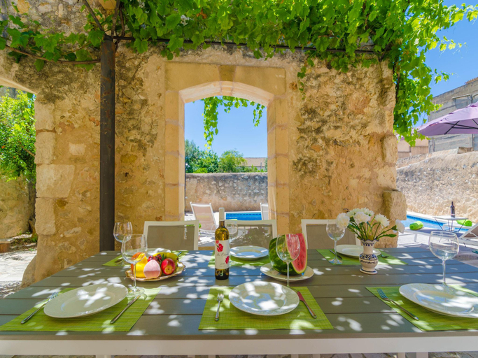Food & Drinks 4, Sa Casa Vella - Villa With Private Pool. Free Wifi, Baleares