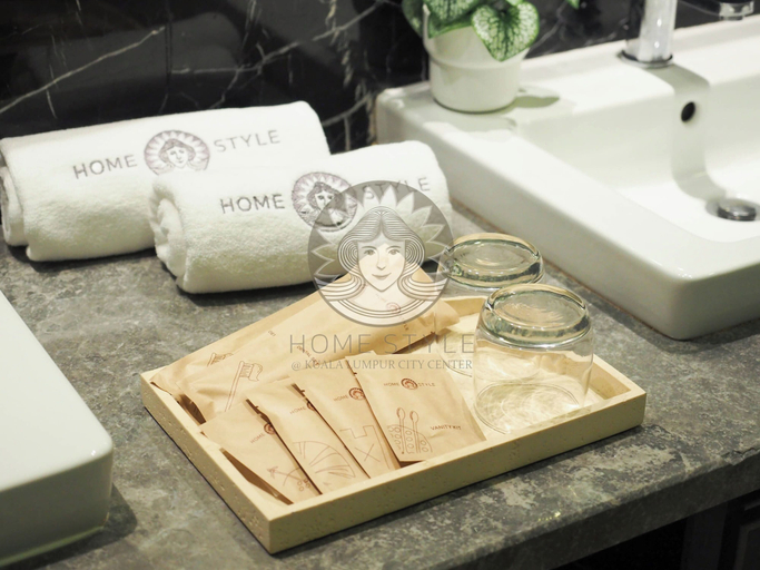 Bathroom amenities 5, HOME STYLE at Platinum Suites 1 KLCC, Kuala Lumpur