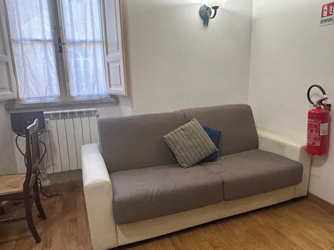 Living area 2, San Vitale by Ghor, Rome