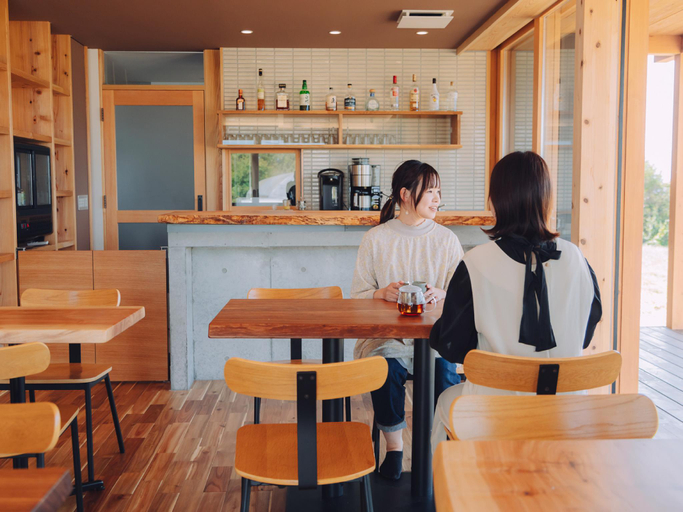 Food & Drinks 3, Cider Barn &more, Iida