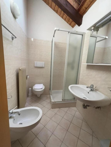 Bathroom, Rifugio TEA Dolomiti, Belluno
