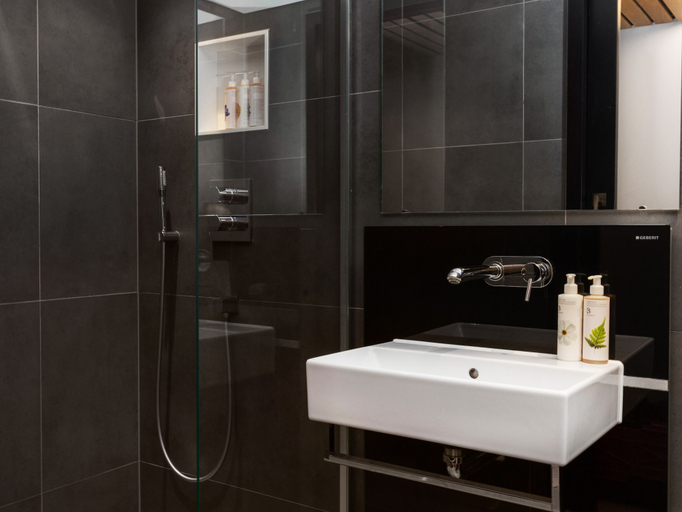 Bathroom 5, Native Bankside, London