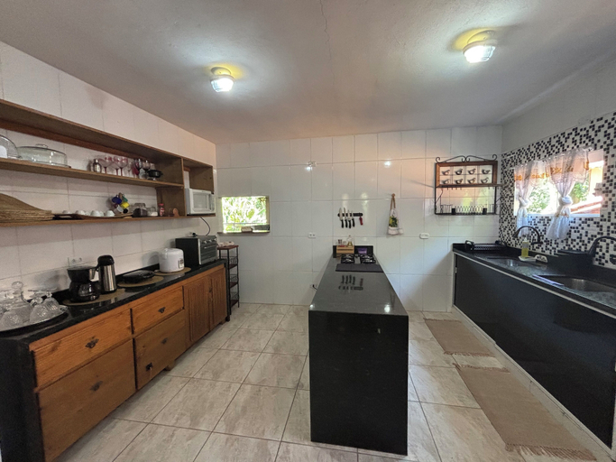 Food & Drinks, CASA DE VIDRO, Parati