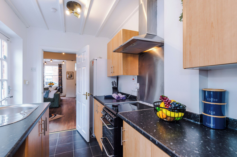 Private kitchen 5, 16 Steele Street, Cheshire West and Chester