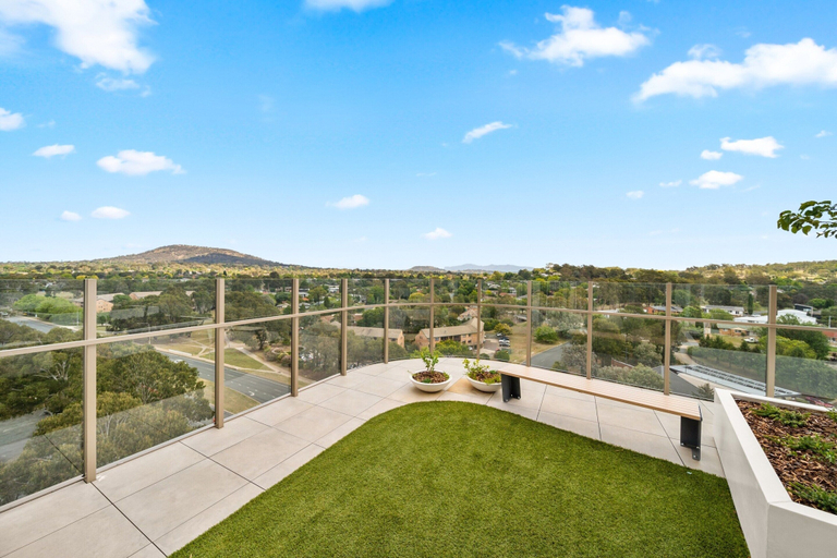 Balcony 3, Bright 2-bed Apartment With Gym, BBQ & Pool Access, Canberra