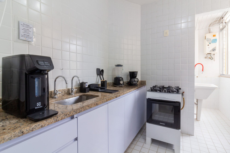 Room 4, Comfort 6 Minutes From Copacabana Beach Br801, Rio de Janeiro