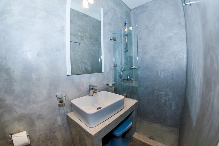 Bathroom 3, Nostos Beach Hotel, South Aegean
