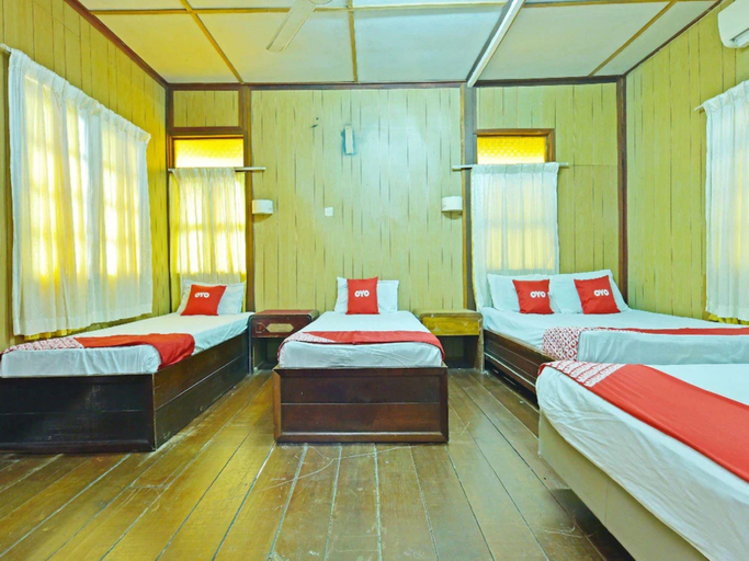 Bedroom 3, Pelangi Beach Resort , Kuantan