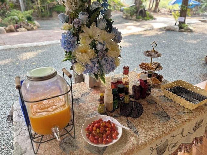 Food & Drinks 5, Arb Pa Home & Cafe at Mae On, K. Mae On