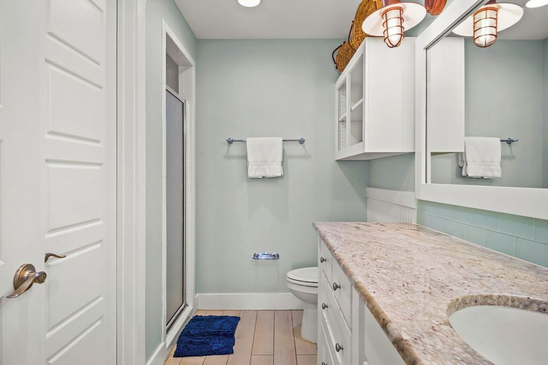 Bathroom 1, Sand Point TC 3303, Nueces