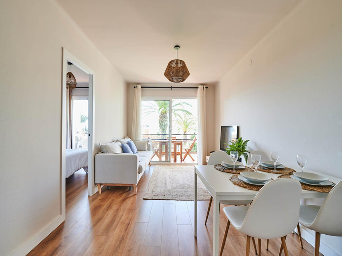 3, Apartment in Spain Near Sandy Beach, Girona