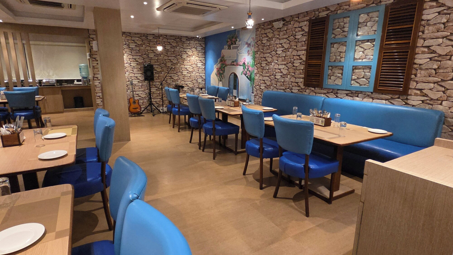 Food & Drinks 5, Hotel Gulmohar Grand, Jorhat