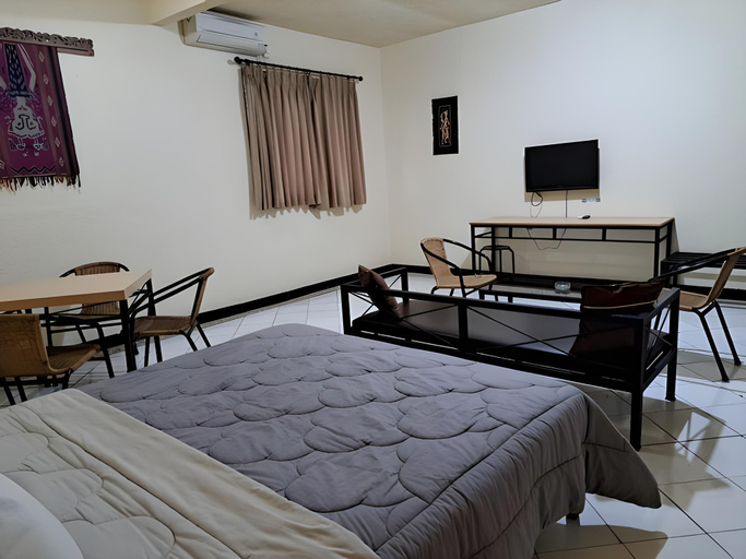 Bedroom 4, Sun Set View Hotel, Serang