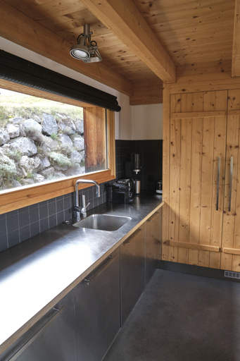 Room 3, Beautiful Luxury Chalet Veyon With Incredible Views, Martigny