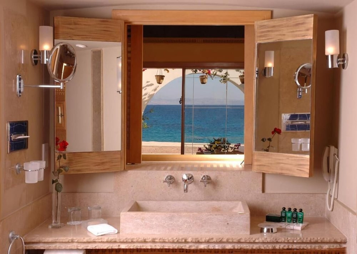 Bathroom 4, Retac Qunay Dahab Resort, Sant Katrin