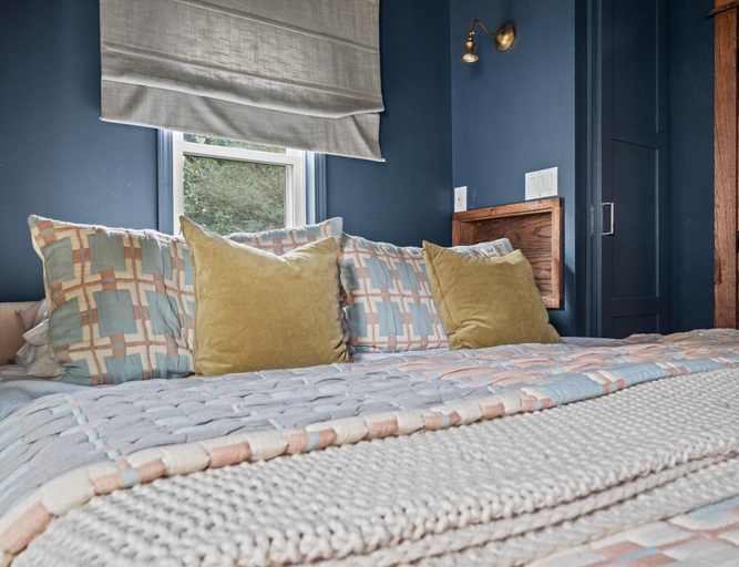 Room 3, The Franklin House, Home for 6, Williamson
