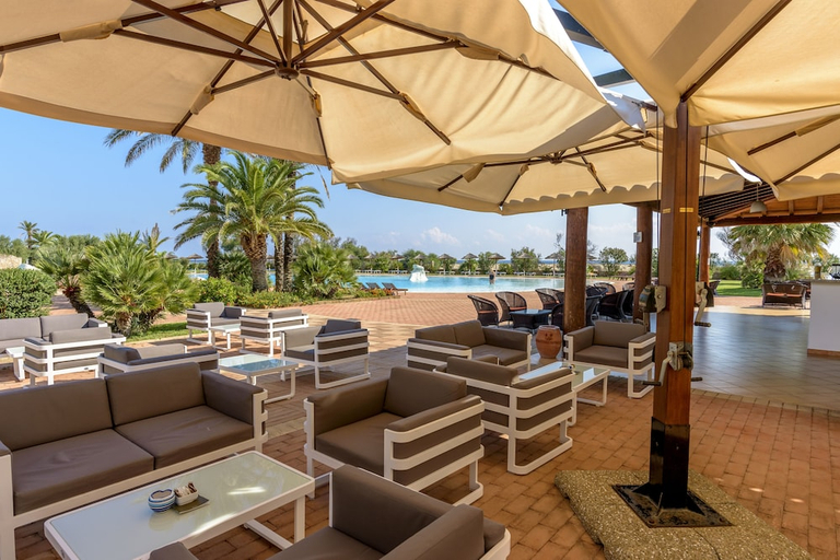 Food & Drinks 5, Garden Beach, Cagliari