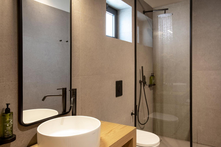 Bathroom, Almyrida Studios, Crete